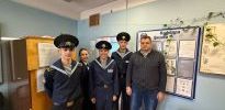 Нужно иметь большое сердце, чтобы формировать маленькие умы!