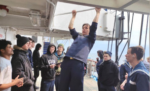 «Начинается новый курс жизни — морской»