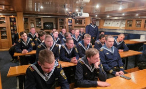 Парусное учебное судно Мир стало площадкой конференции