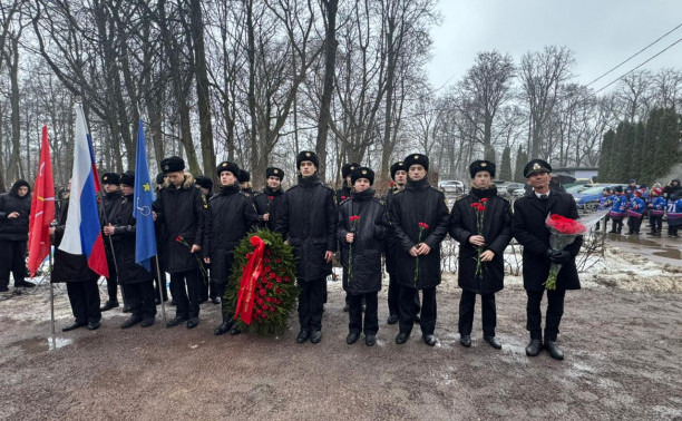 Подвигу твоему, Ленинград!