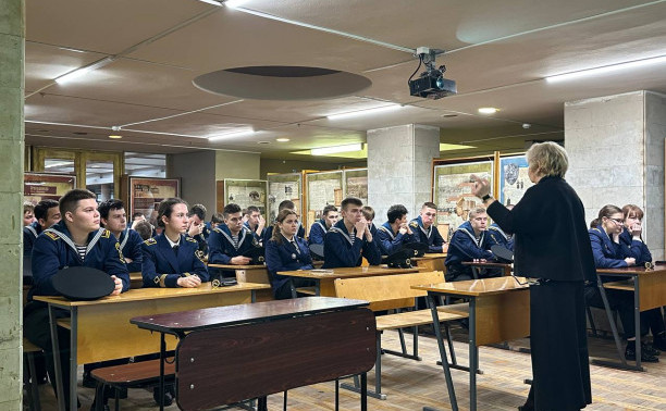 Живая история в «Лоцманской гостиной»:  орден Ленина, война и честь