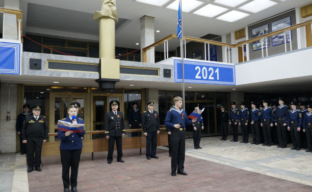 Мы помним тебя, Неизвестный Солдат!  Героям Отечества Слава!