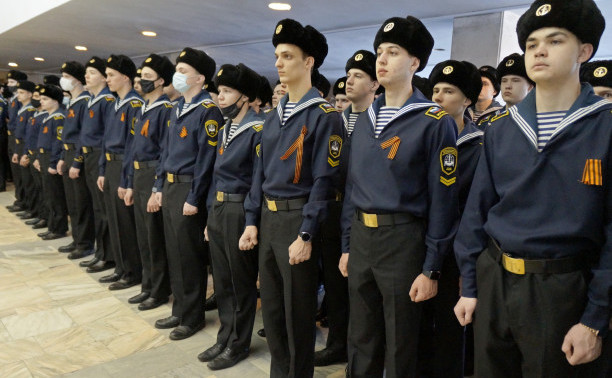 День воссоединения Крыма с Россией и День моряка-подводника