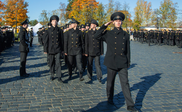 Новобранцев ГУМРФ имени адмирала С.О. Макарова посвятили в курсанты